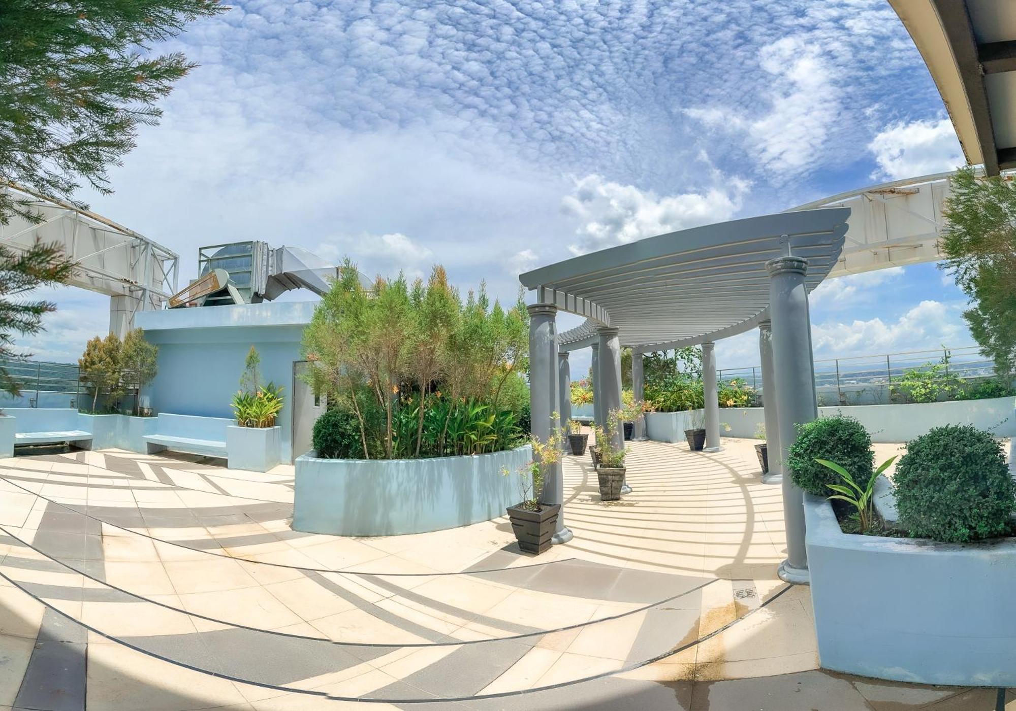 Apartamento The Loop 2Br Fully Furnished Corner Unit W Balcony Cagayán de Oro Exterior foto